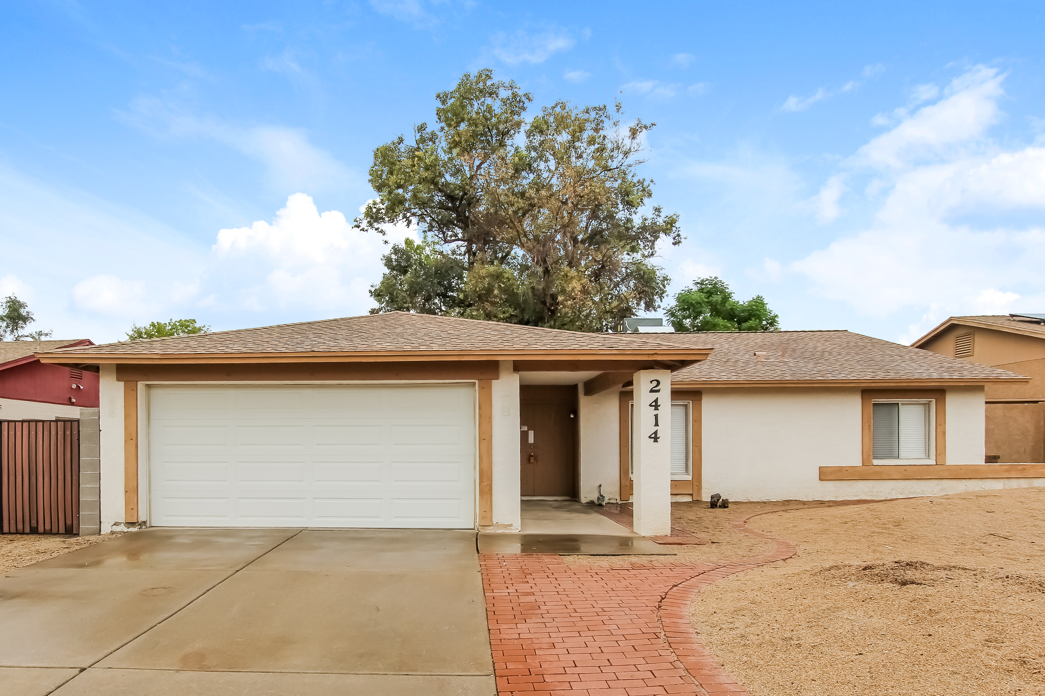2414 W REDFIELD RD PHOENIX, AZ 85023